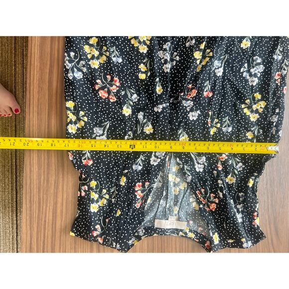 Loft Small Blouse Black White Polka Dot Floral Sleeveless V-Neck Top - Picture 8 of 8